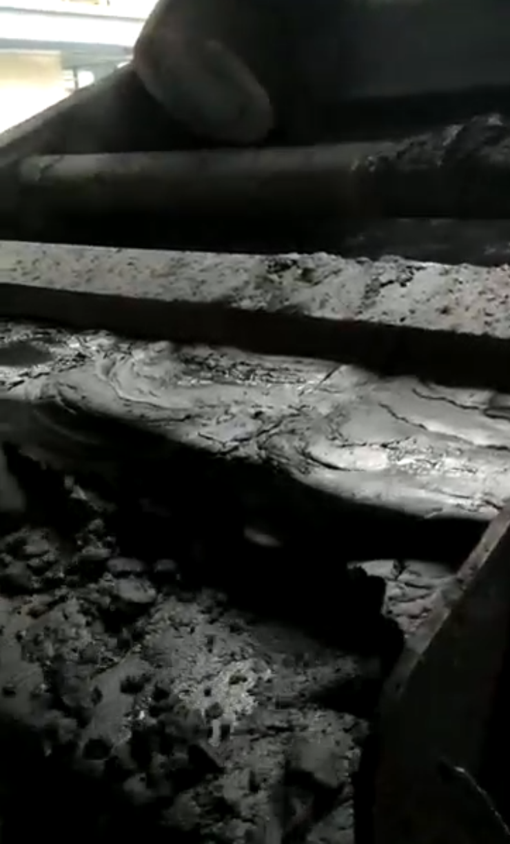 新乡高服2022年3月回访驻马店某大型化工厂的环保脱水筛